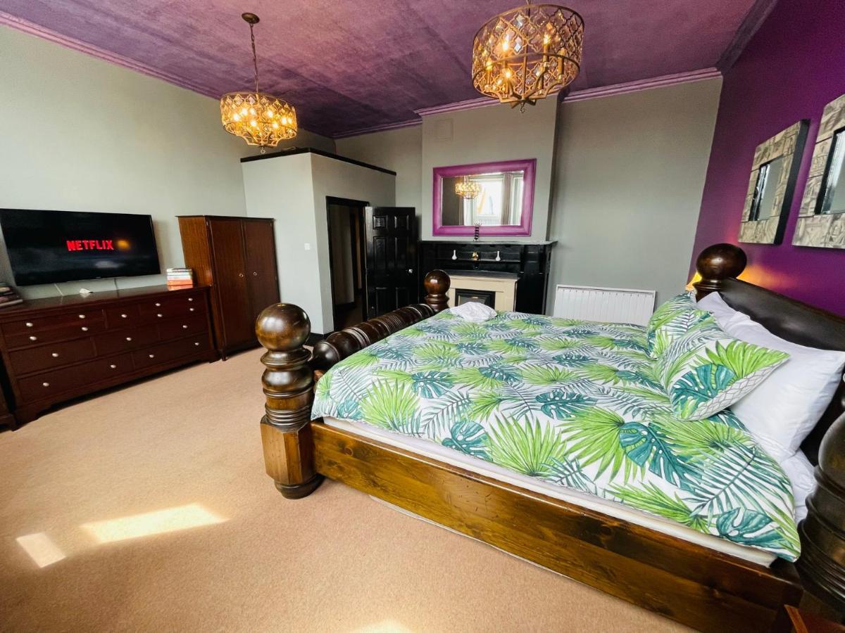Phoenix Apartments Гуул Екстериор снимка